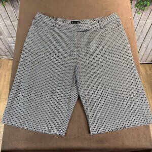 Womens Business Geo Mid Rise Black & White Size 10 Bermuda Shorts (SKU: 36W)